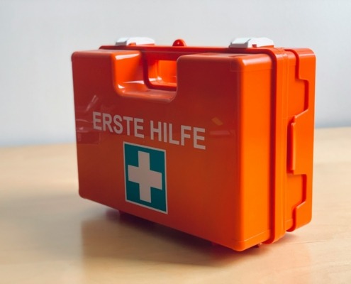 orange Erste Hilfe med kit